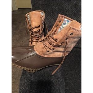 Brown Duck Boots